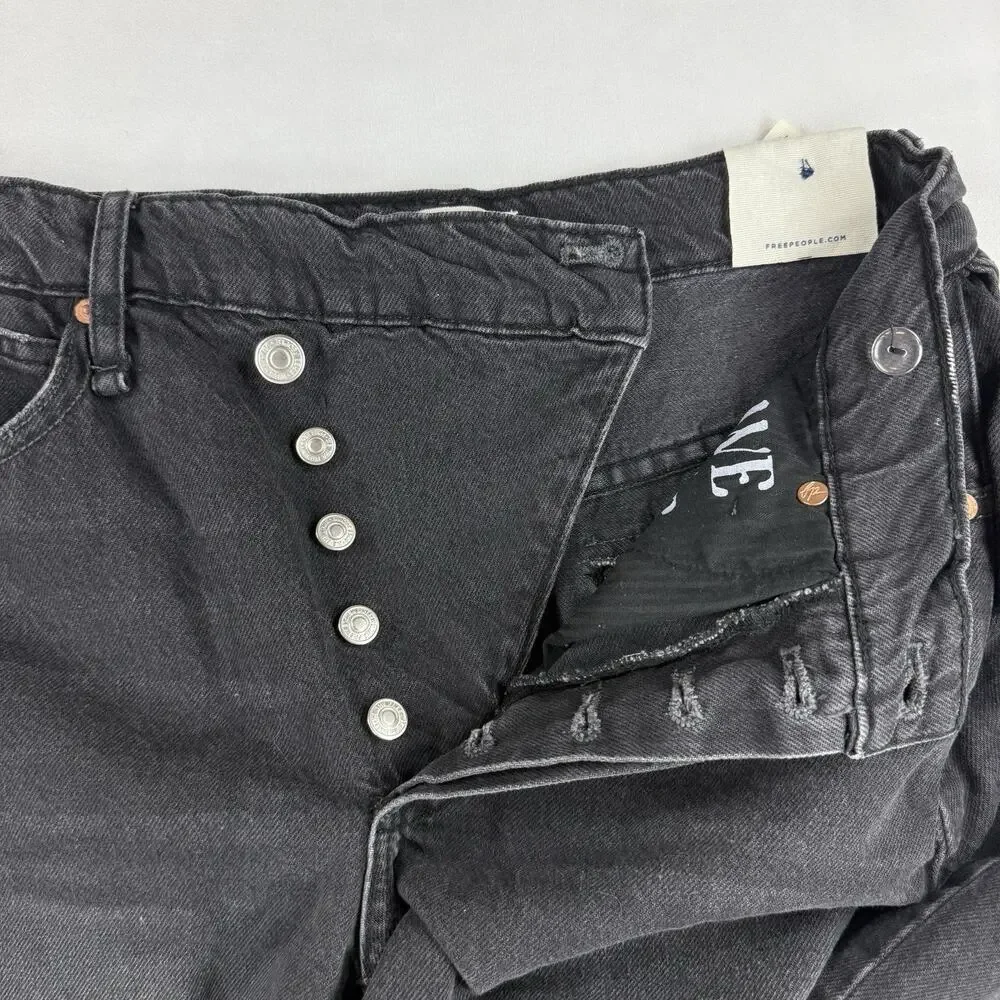 NWT We The Free Boomerang Denim Shorts Women's 27 Black High Rise Long Cutoff